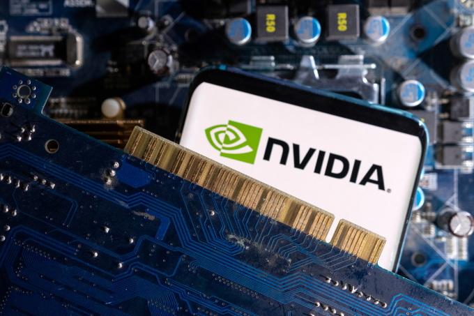 GIỚI THIỆU CHÍP NVIDIA CỦA MỸ PNM-C32084RQZ